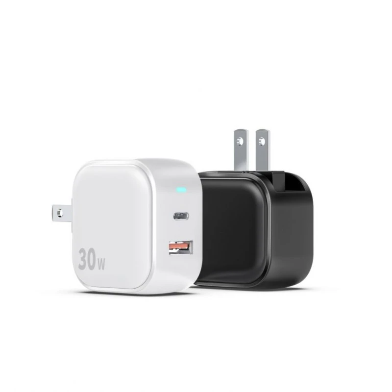 USB-A और USB-C के साथ 30WPD फास्ट चार्जर